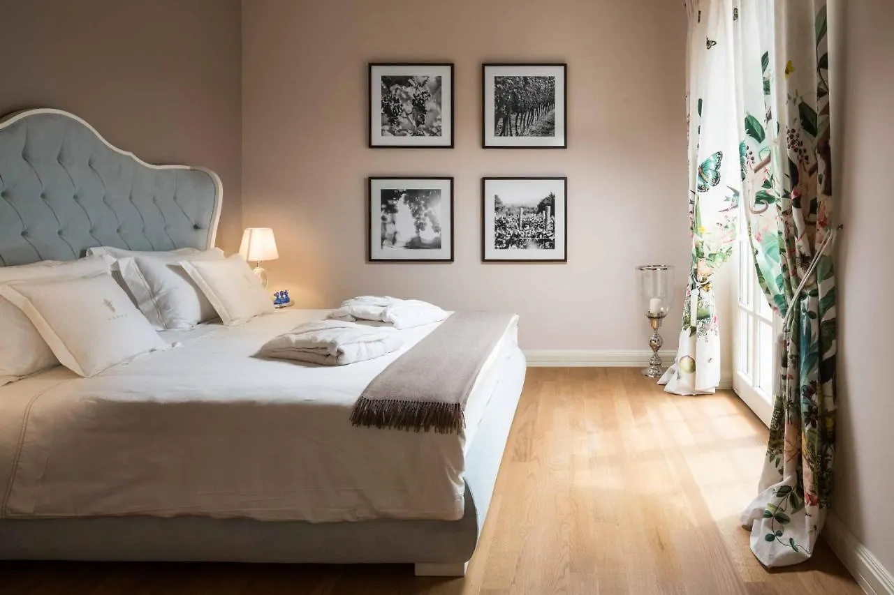 Prestige Villa Tar-Vabriga 0*,  Croatia